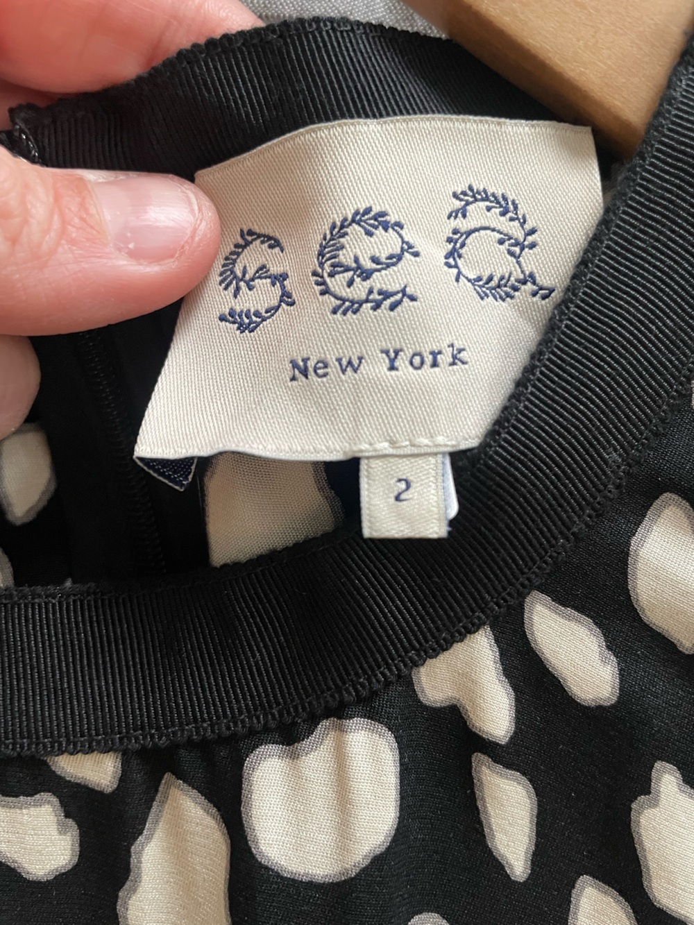 Sea New York Black and Cream Sleeveless Printed Mini Dress - Picture 3 of 9